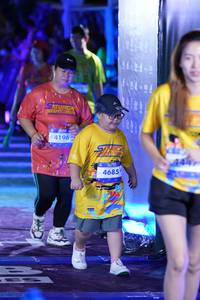 BIB: 4196, 4685
                            <button type="button" onclick="openModal(26261008)" class="btn btn-primary btn-sm float-right btn-popup" data-toggle="modal" data-target=".modal-high-quality">
                        <i class="fas fa-shopping-cart"></i> Add to Cart
                    </button>
                                            <button type="button" onclick="isThisMe(26261008, true)" class="btn btn-success btn-sm float-right btn-popup btn-isme hidden" data-toggle="tooltip" data-placement="bottom" title="นี่คือรูปของคุณใช่ไหม คลิกที่นี่เพื่อเอาเข้าอัลบั้ม">
                        <i class="fas fa-plus"></i> Add to album
                    </button>
                    <button type="button" onclick="isThisMe(26261008, false)" class="btn btn-warning btn-sm float-right btn-popup btn-isnotme hidden">
                        <i class="fas fa-ban"></i> Remove from album
                    </button>